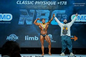 CLASSIC PHYSIQUE +178